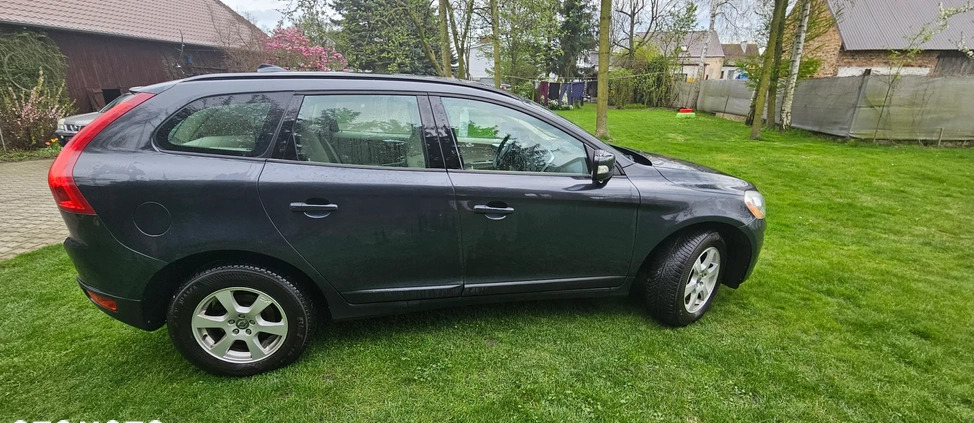 Volvo XC 60 cena 44500 przebieg: 206000, rok produkcji 2010 z Lubniewice małe 46